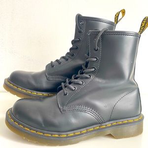 Doc Martens Womens Combat boot